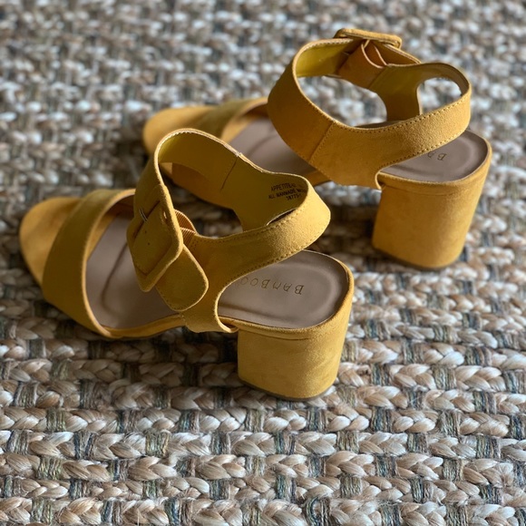 Open Toe Chunky Block Heel with Buckle - Picture 5 of 8